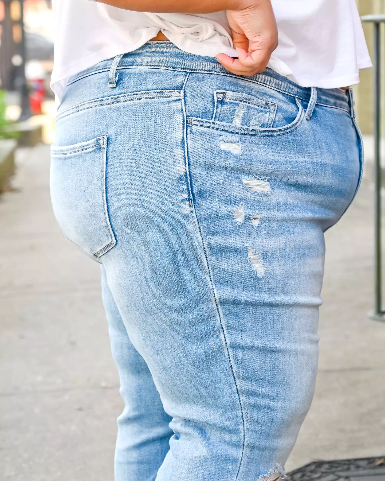 Brianna Slim Straight Jean