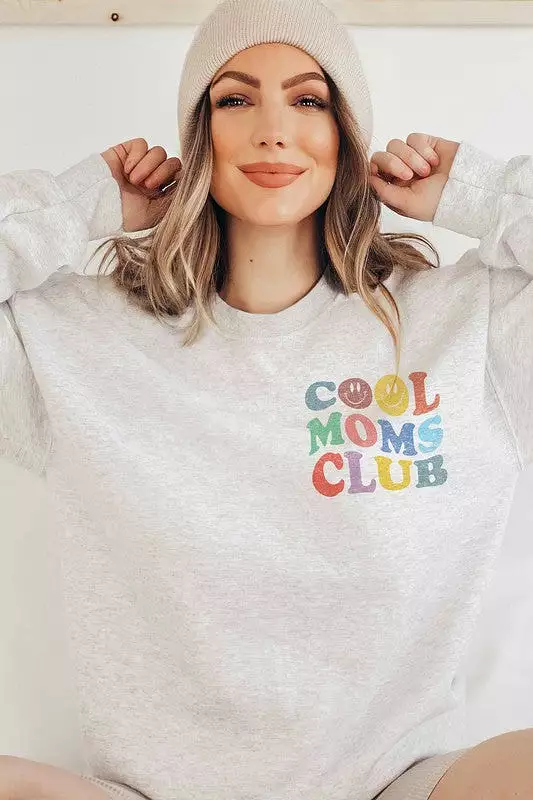 COOL MOMS CLUB GRAPHIC SWEATSHIRT PLUS SIZE