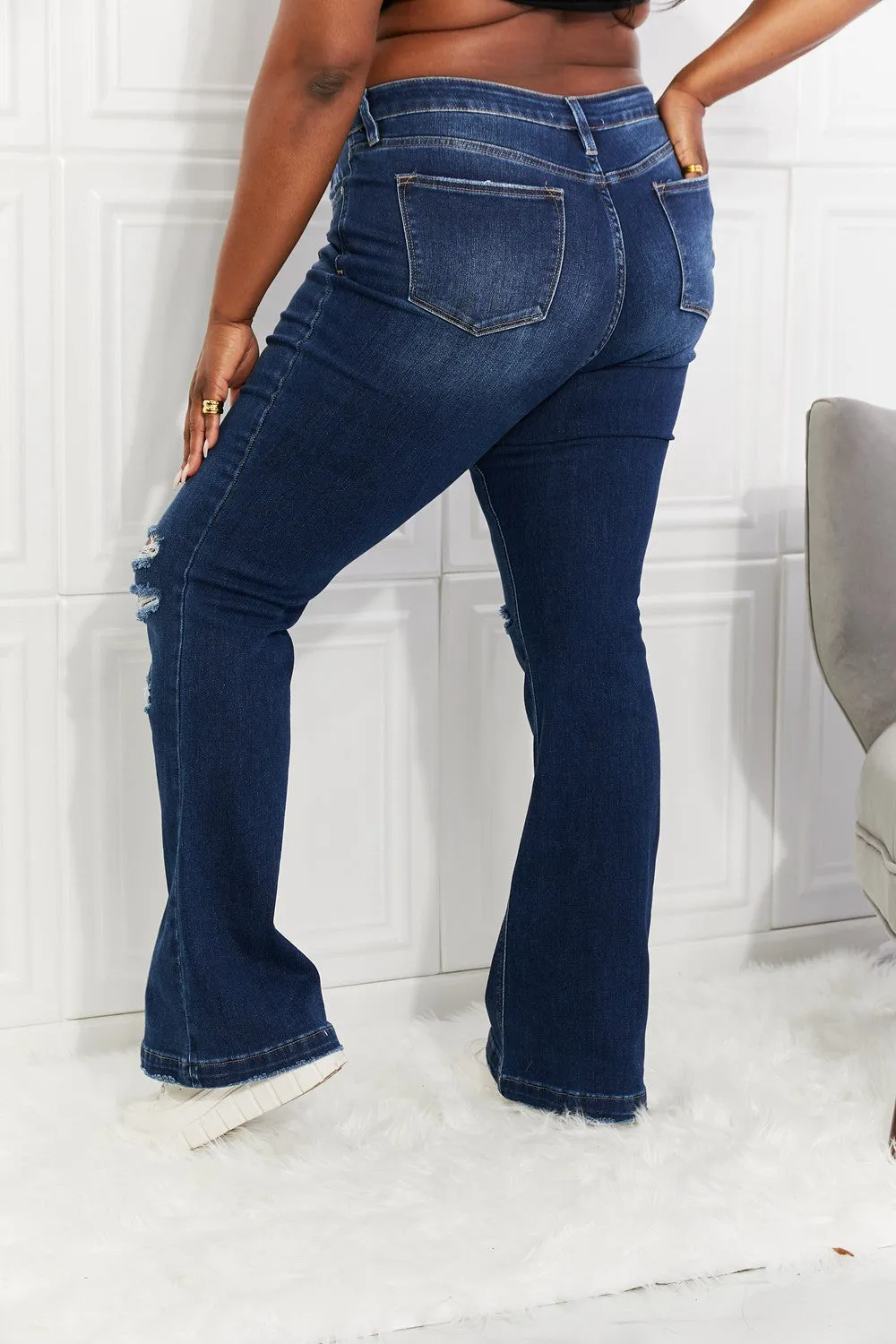 Kancan Full Size Reese Midrise Button Fly Flare Jeans [Online Exclusive]