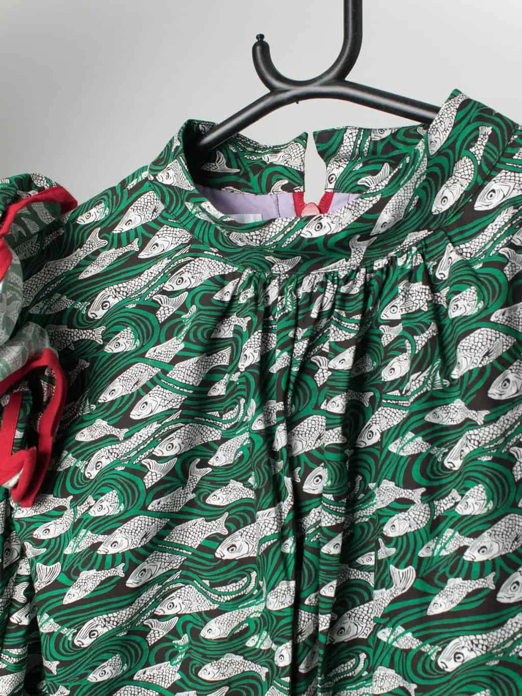 Matty Bovan blouse in green with fish design – Medium