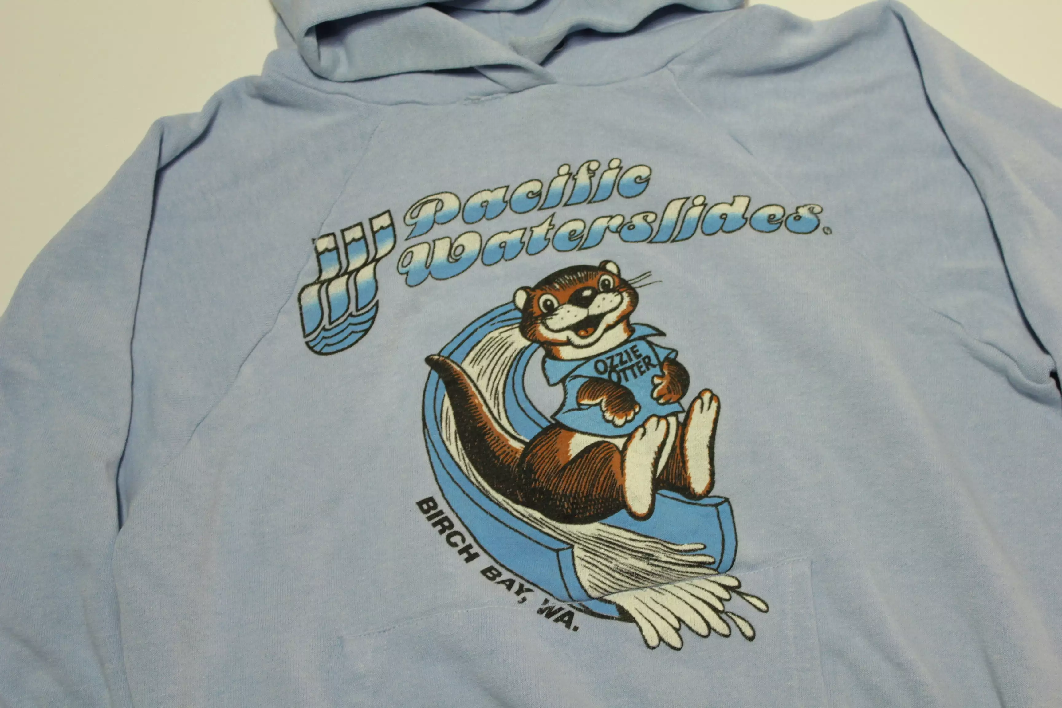 Pacific Waterslides Ozzie Otter Birch Bay Washington Vintage 80's Hoodie Sweatshirt