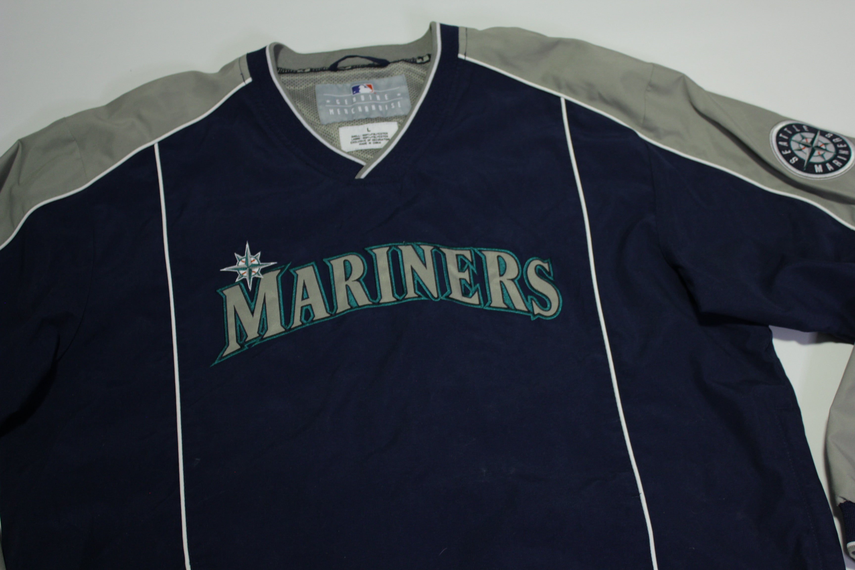 Seattle Mariners V-Neck Pullover Genuine Merchandise Windbreaker Jacket