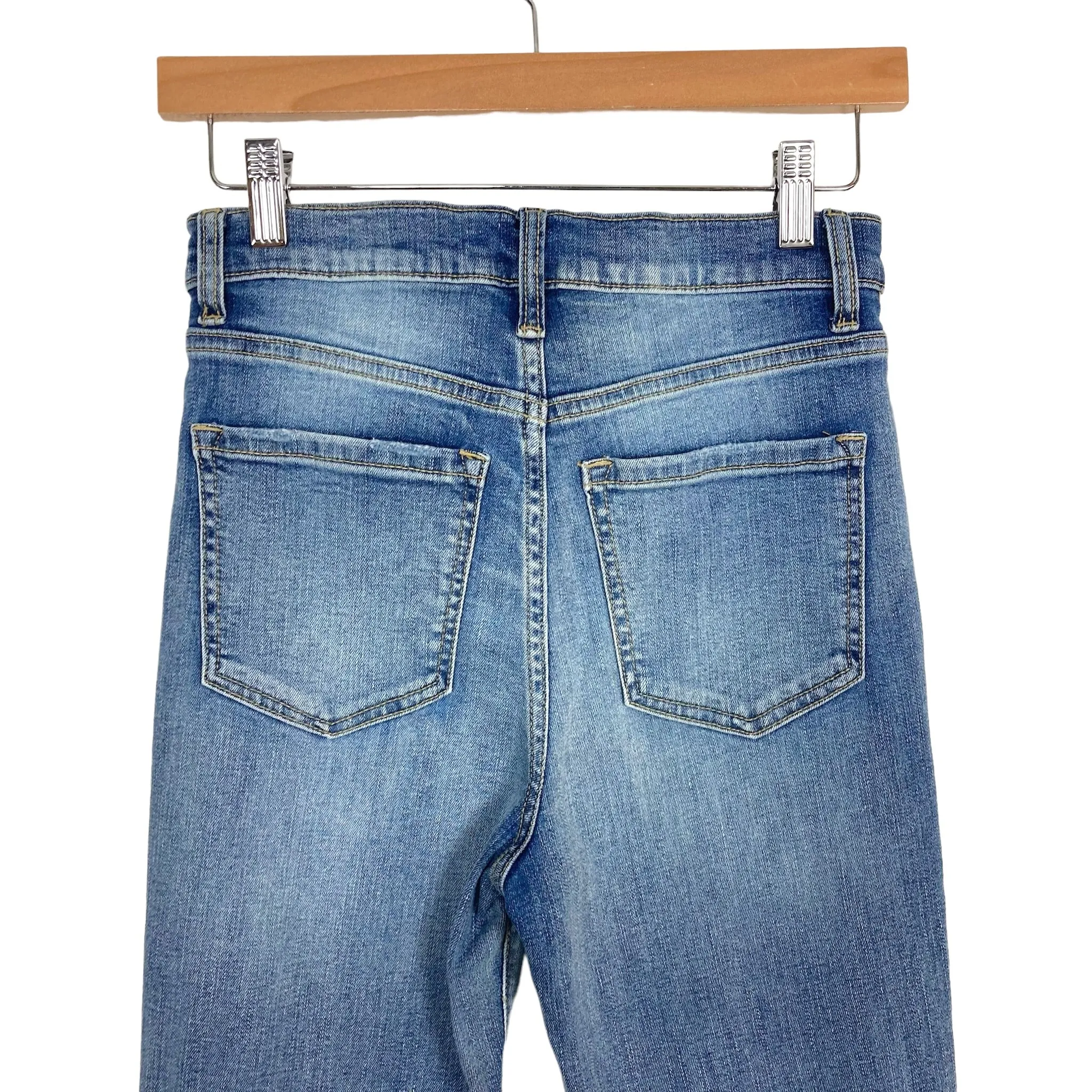 Sneak Peek by Vestique Light Wash Hollie Flare Jeans NWT- Size 5/27 (Inseam 32.5”, sold out online)