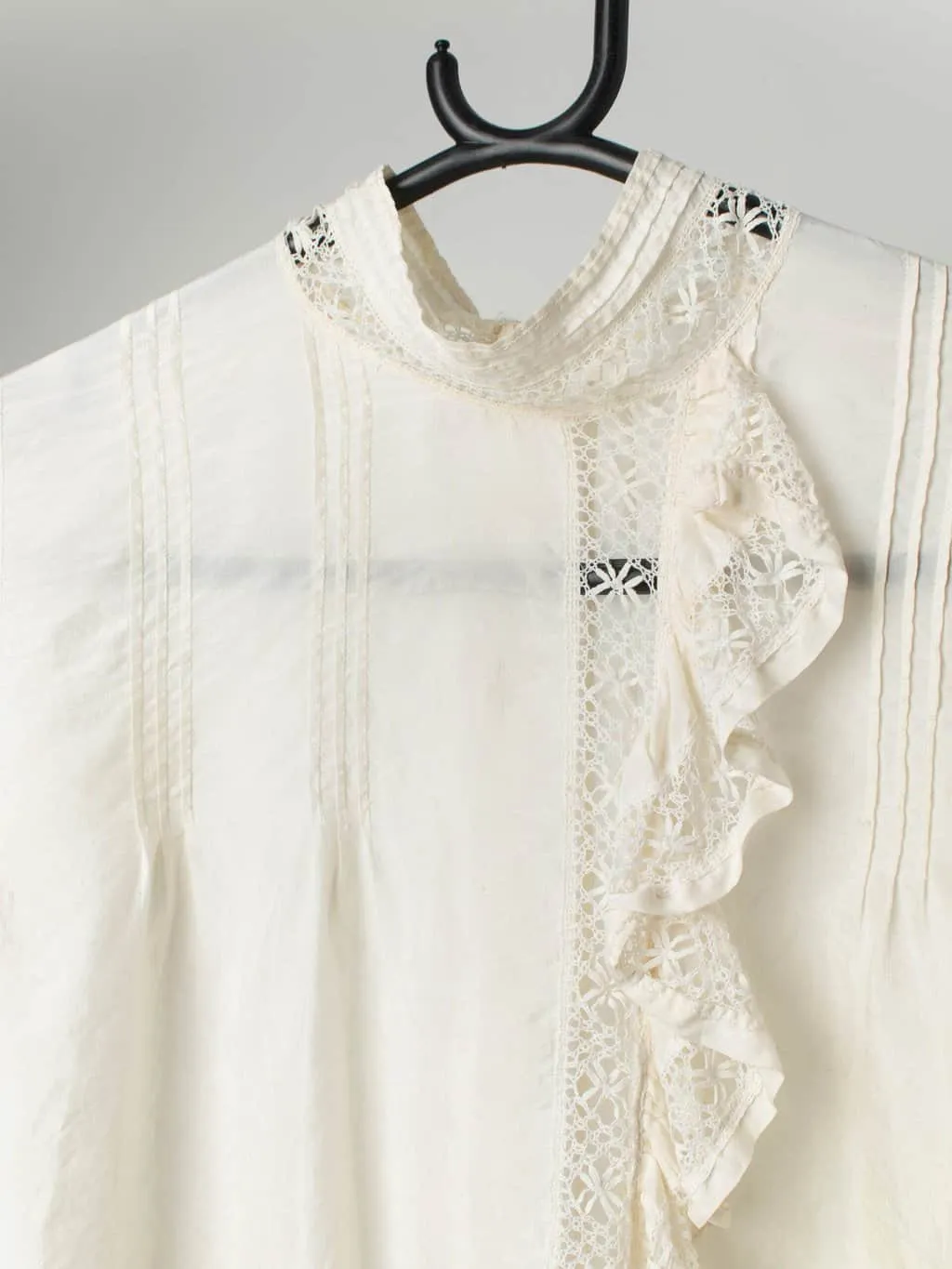 Vintage Victorian / Edwardian ivory silk blouse – Medium / Large